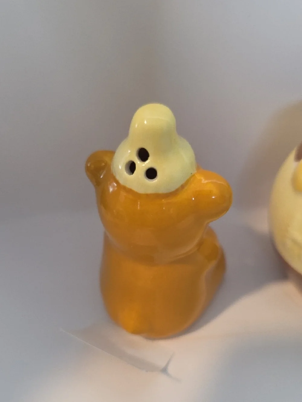 Honey Bear Mini Ceramic Salt and Pepper Shaker Set